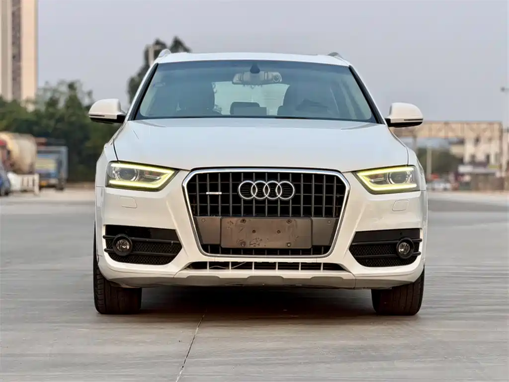 Audi Q3 2014 — фото 25
