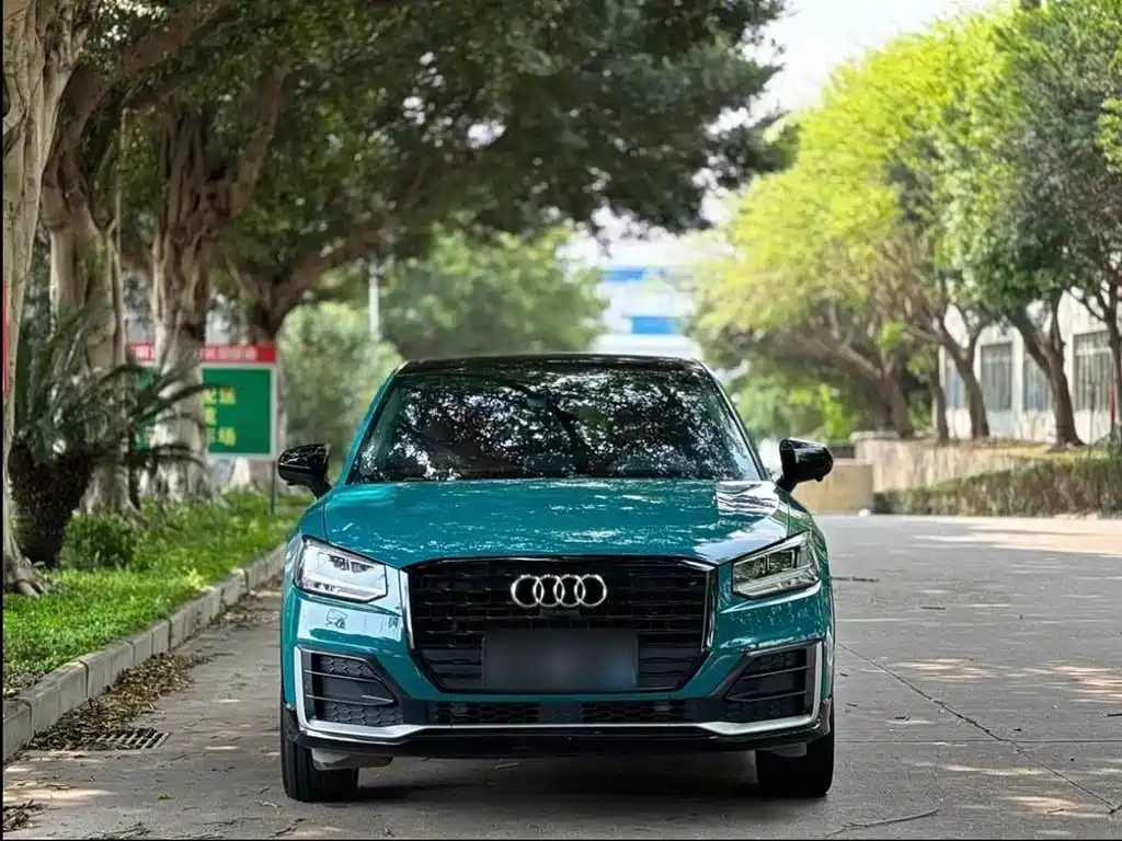 Audi Q2L 2020 — фото 8