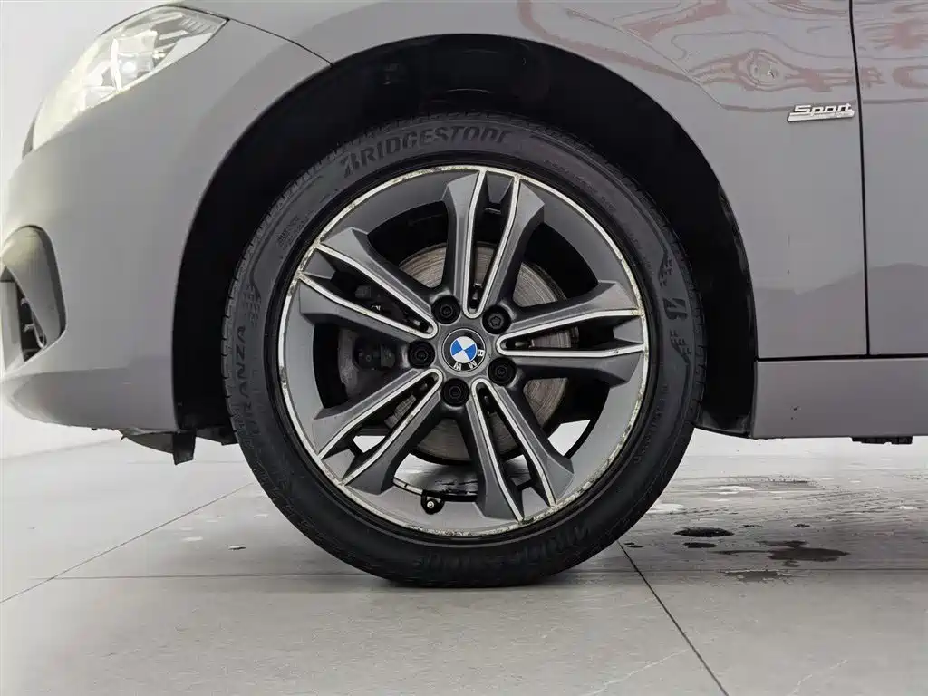 BMW 1 Series 2017 — фото 17