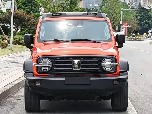 Tank 300 2022
