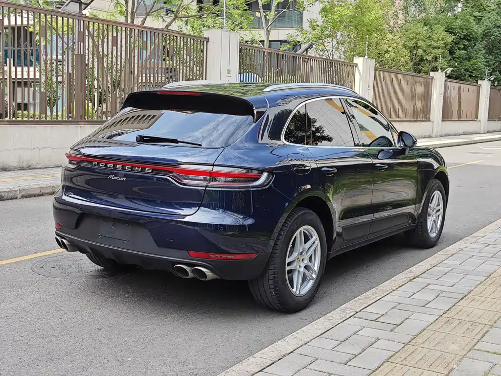 Porsche Macan 2021 — фото 9