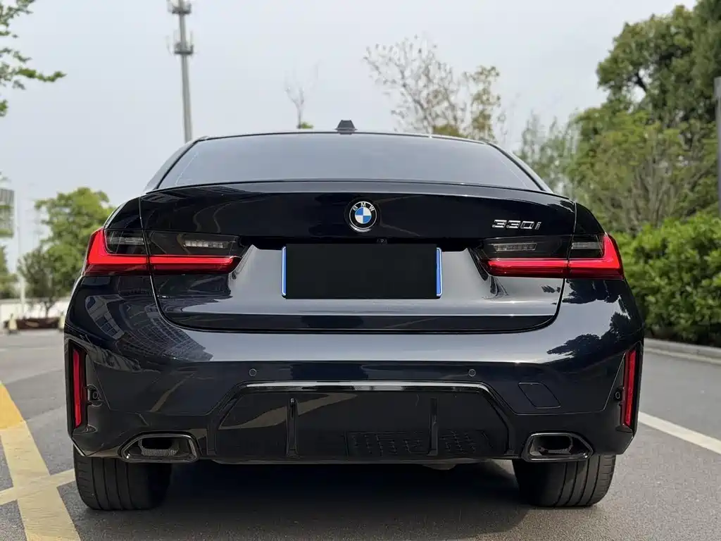BMW 3 Series 2024 — фото 15