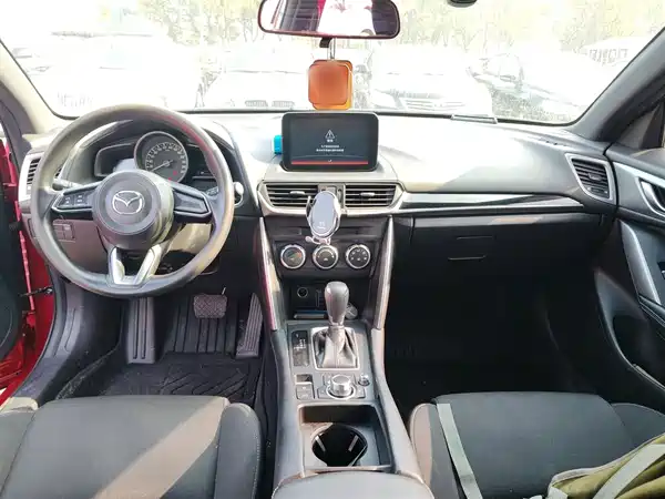 Mazda CX-4 2018