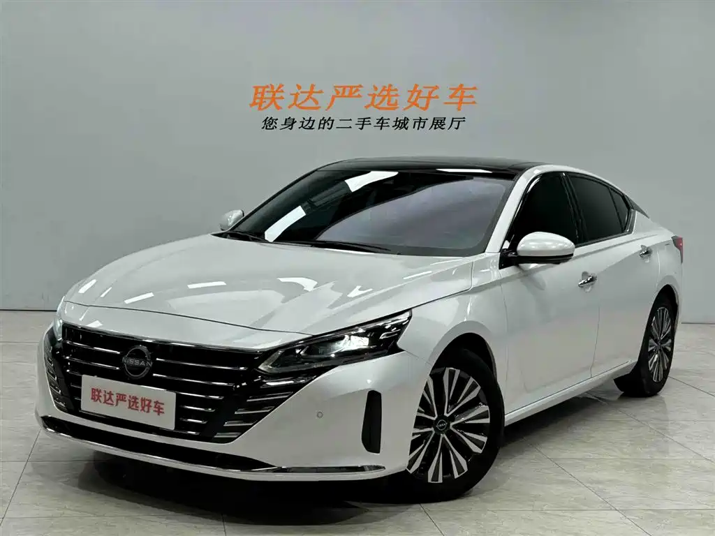 Nissan Teana 2024 — фото 1