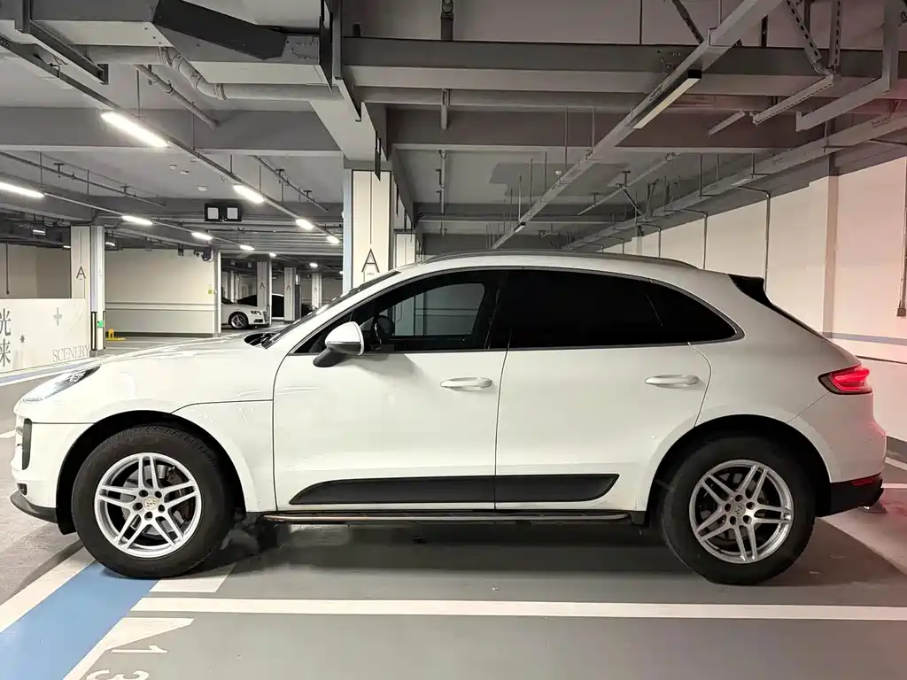 Porsche Macan 2019 — фото 8