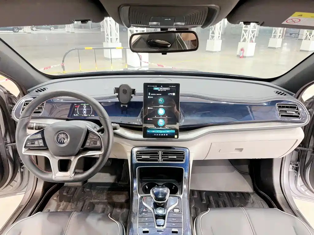 BYD Qin PLUS 2022 — фото 21