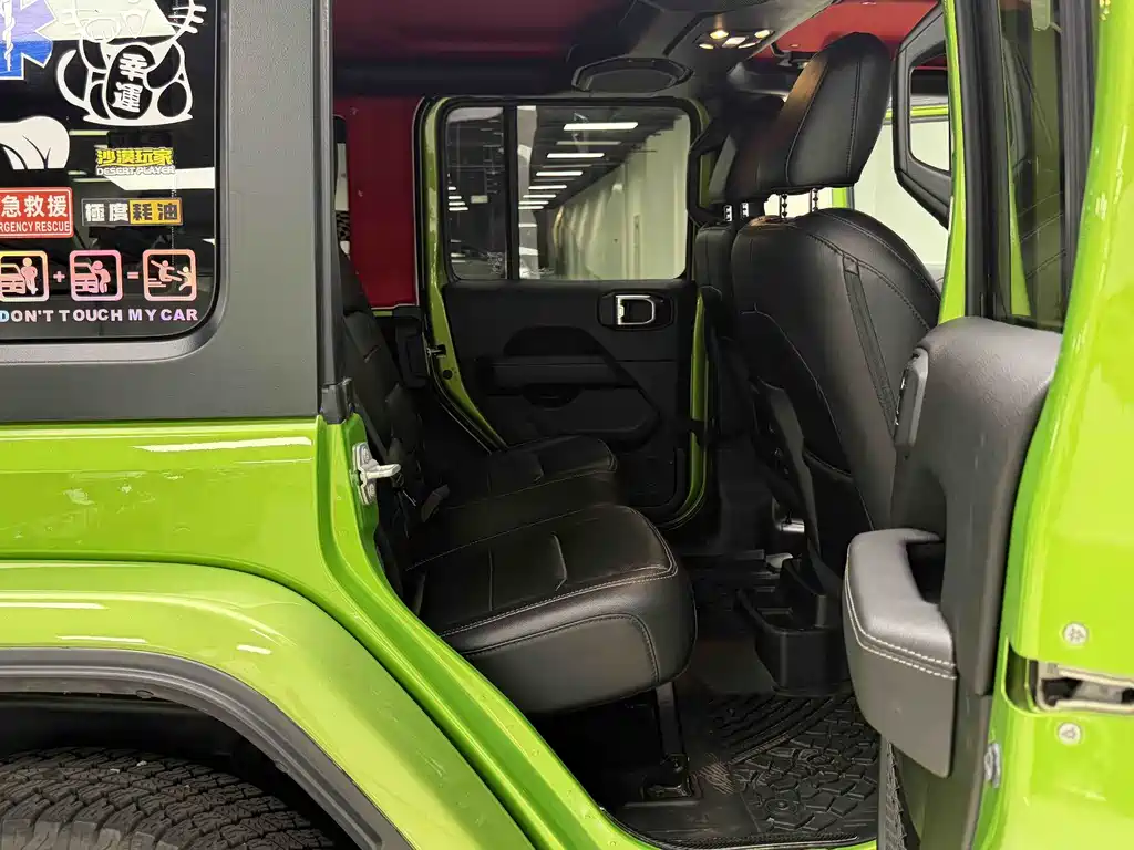 Jeep Wrangler 2019 — фото 14