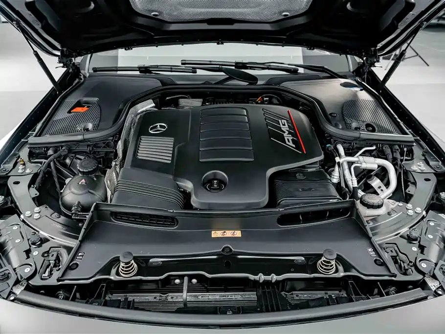 Mercedes-Benz AMG GT 2020 — фото 25