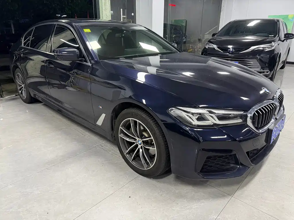 BMW 5 Series 2021