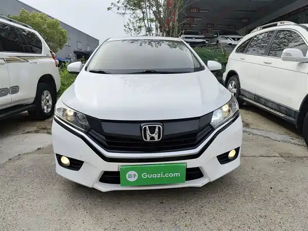 Honda Greiz 2016