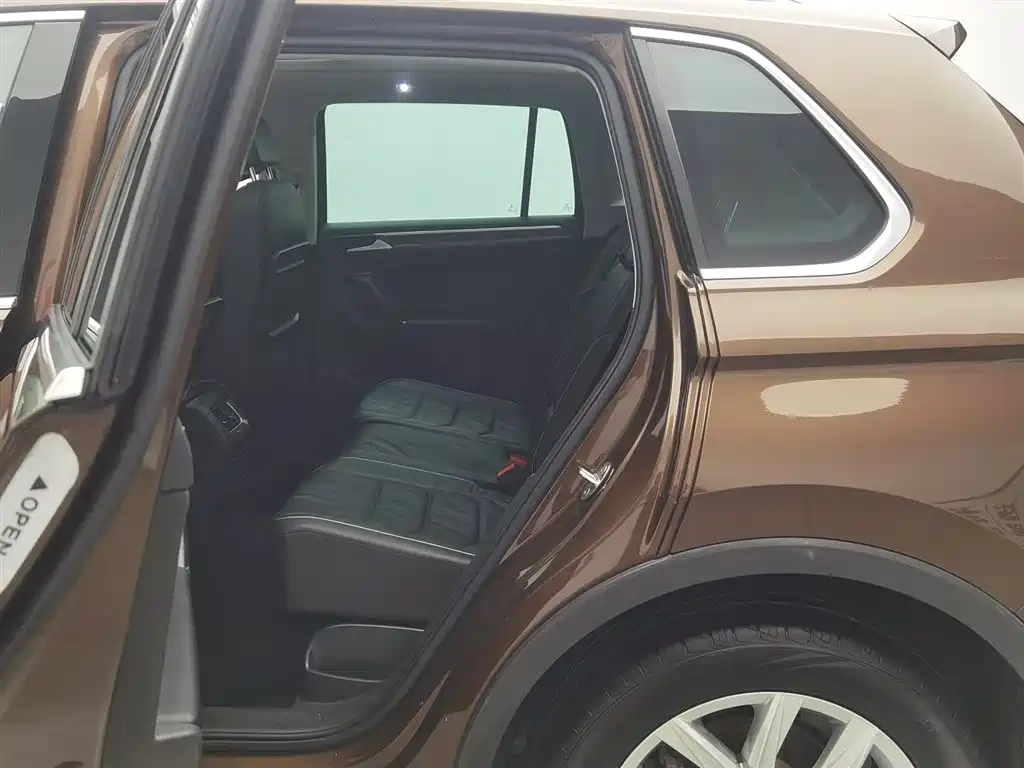 Volkswagen Tiguan 2017 — фото 15