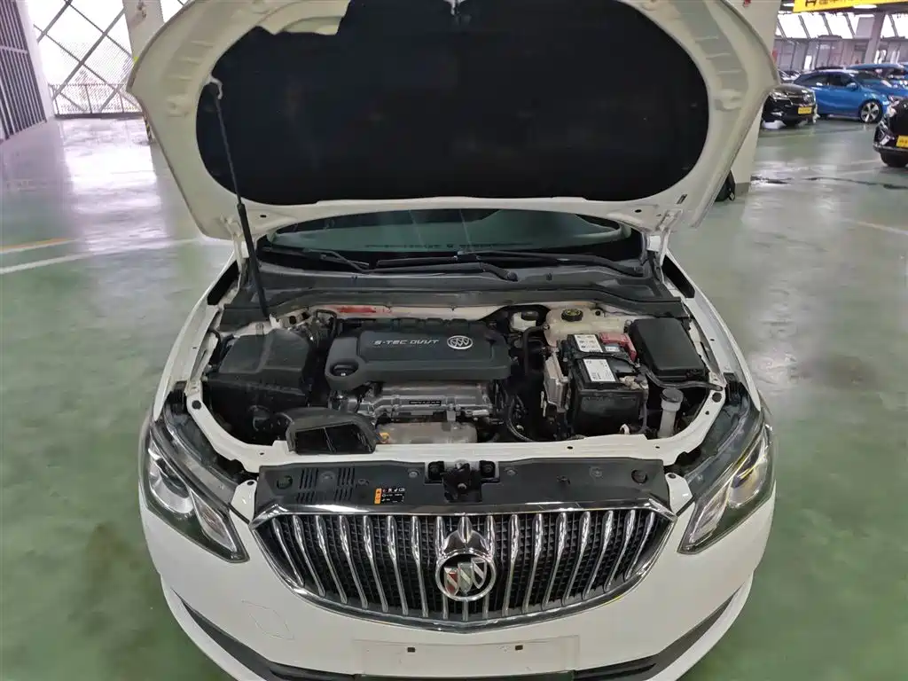 Buick Excelle 2016 — фото 20