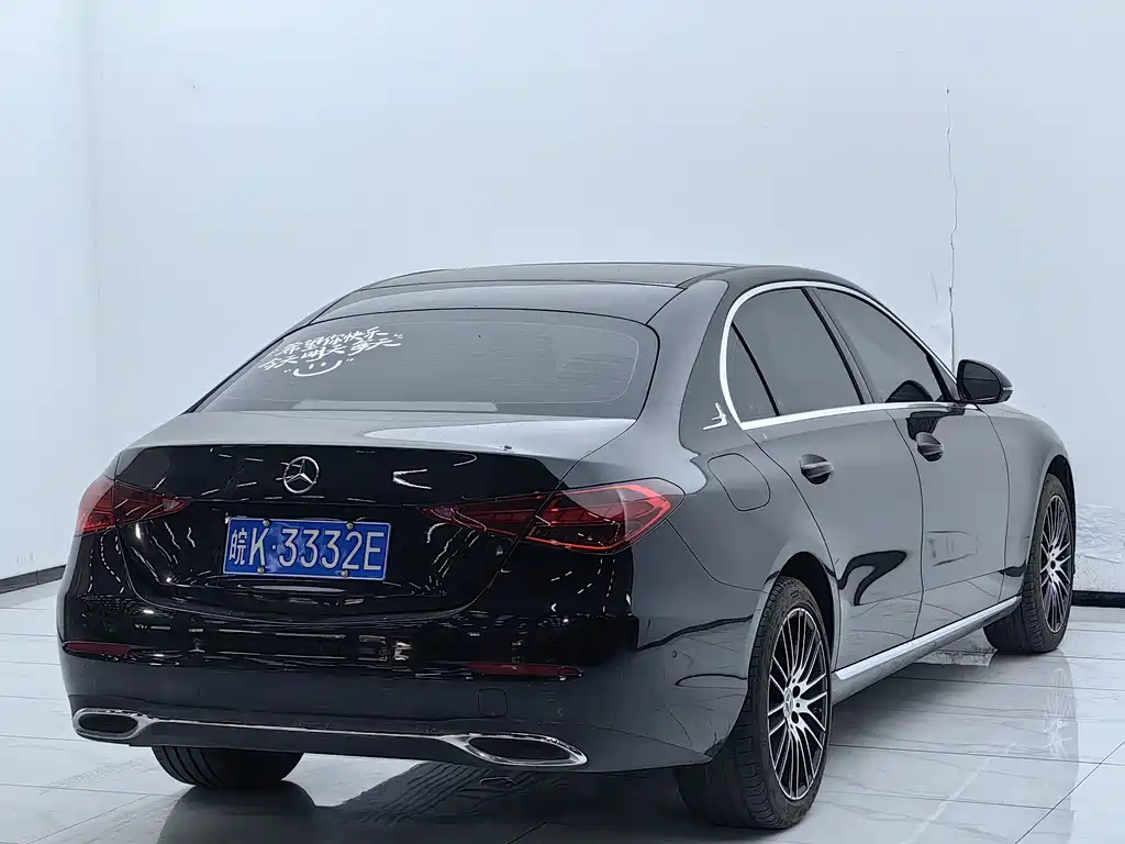 Mercedes-Benz C-Class 2024 — фото 17