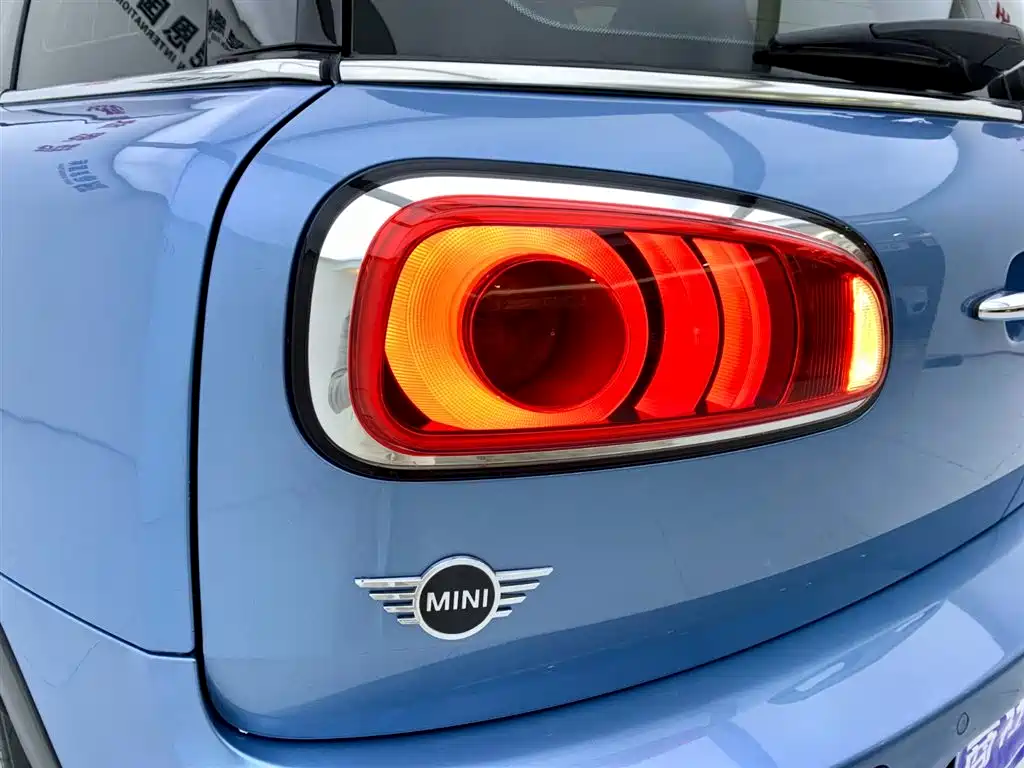 MINI Clubman 2018 — фото 7