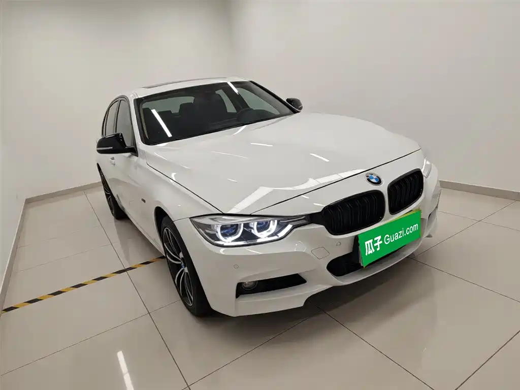 BMW 3 Series 2018 — фото 4