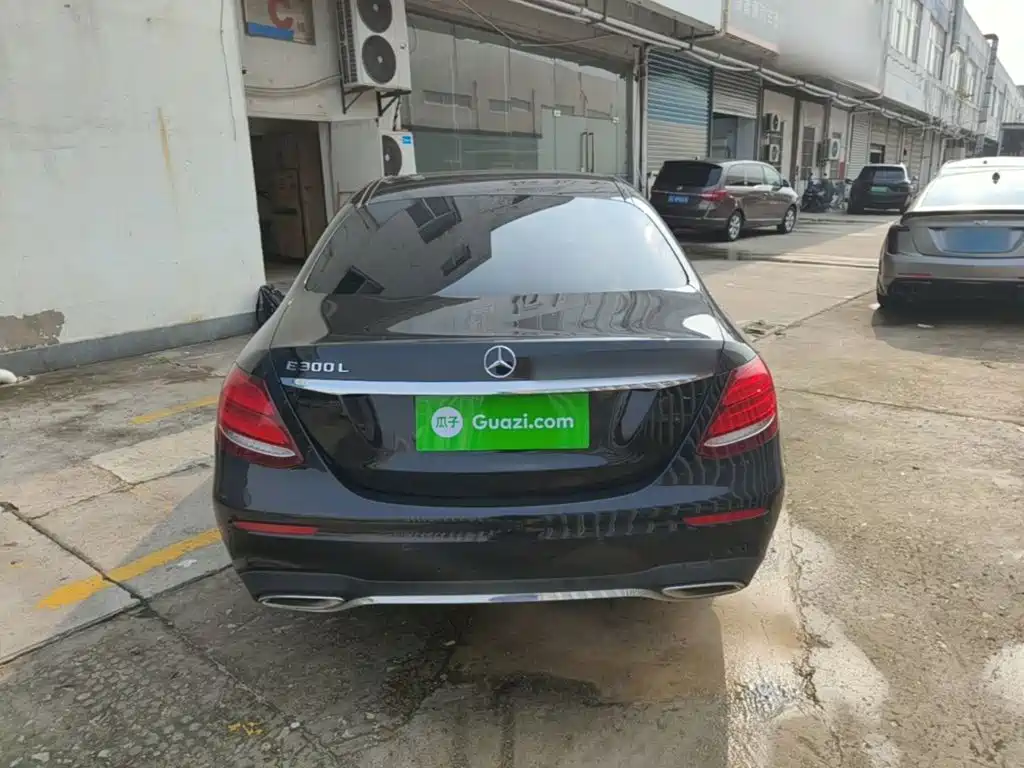 Mercedes-Benz E-Class 2016