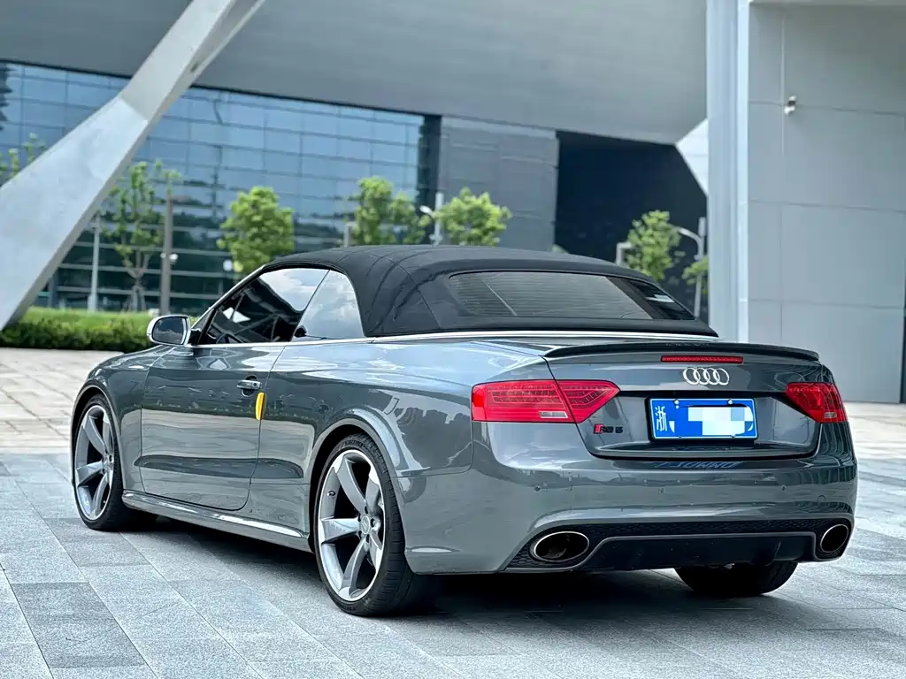 Audi RS 5 2016 — фото 11
