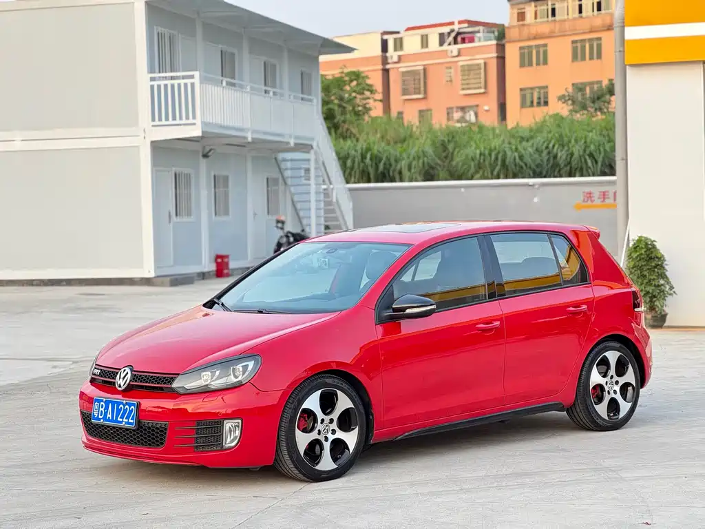 Volkswagen Golf GTI 2011