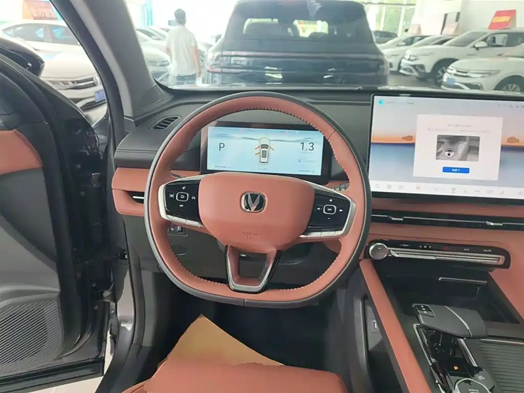 Changan CS75 PLUS 2025 — фото 11