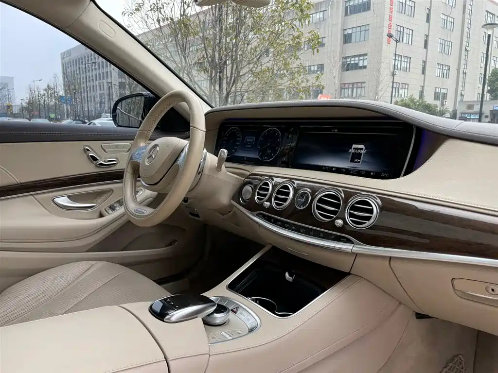 Mercedes-Benz S-Class 2017 — фото 24