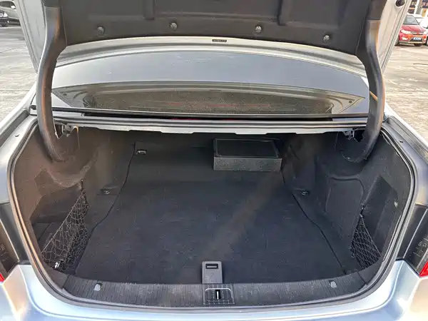 Mercedes-Benz E-Class 2015