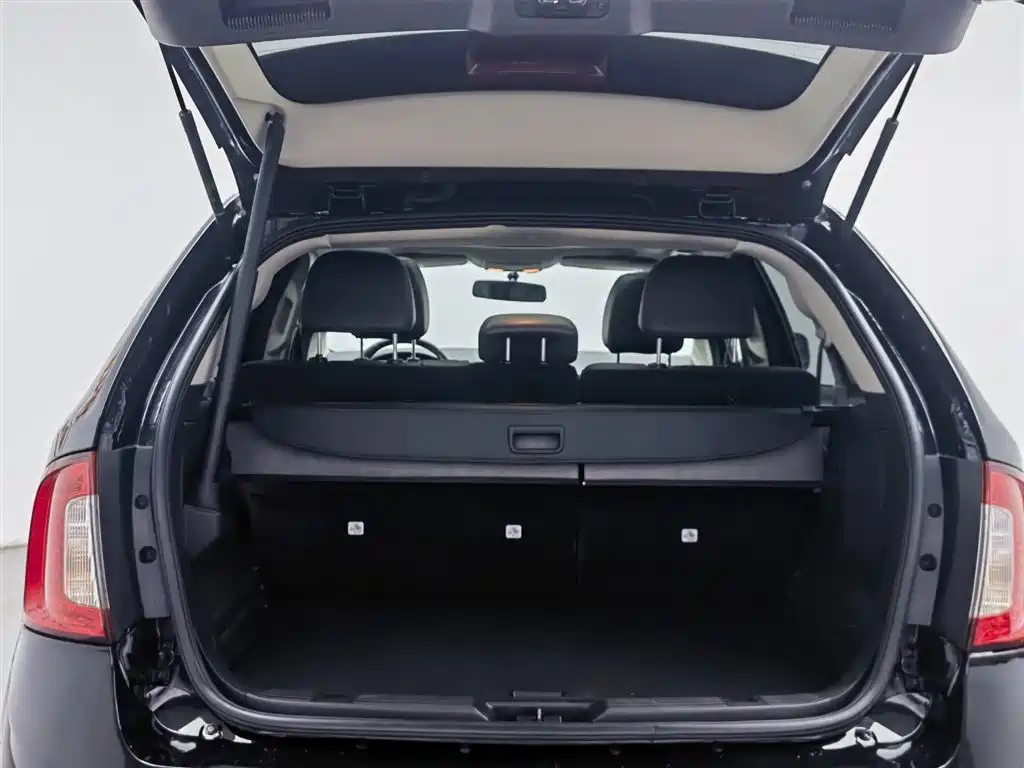 Ford Edge 2014 — фото 16