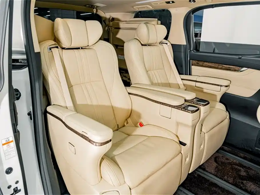 Toyota Vellfire 2019 — фото 22