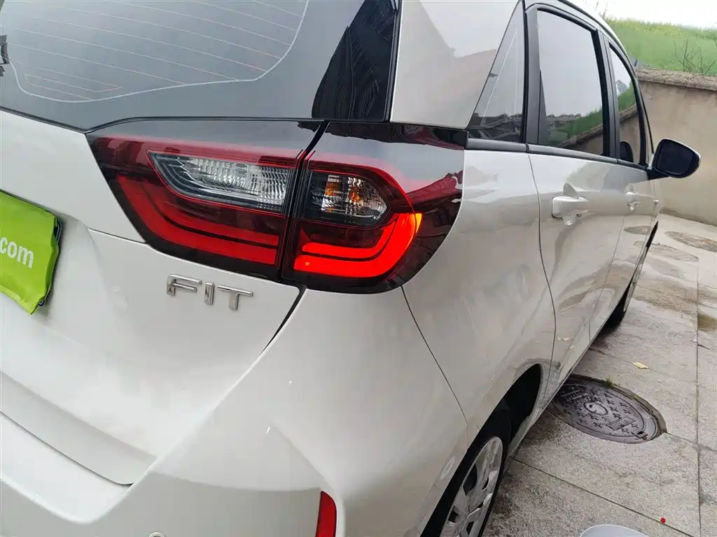 Honda Fit 2024 — фото 24