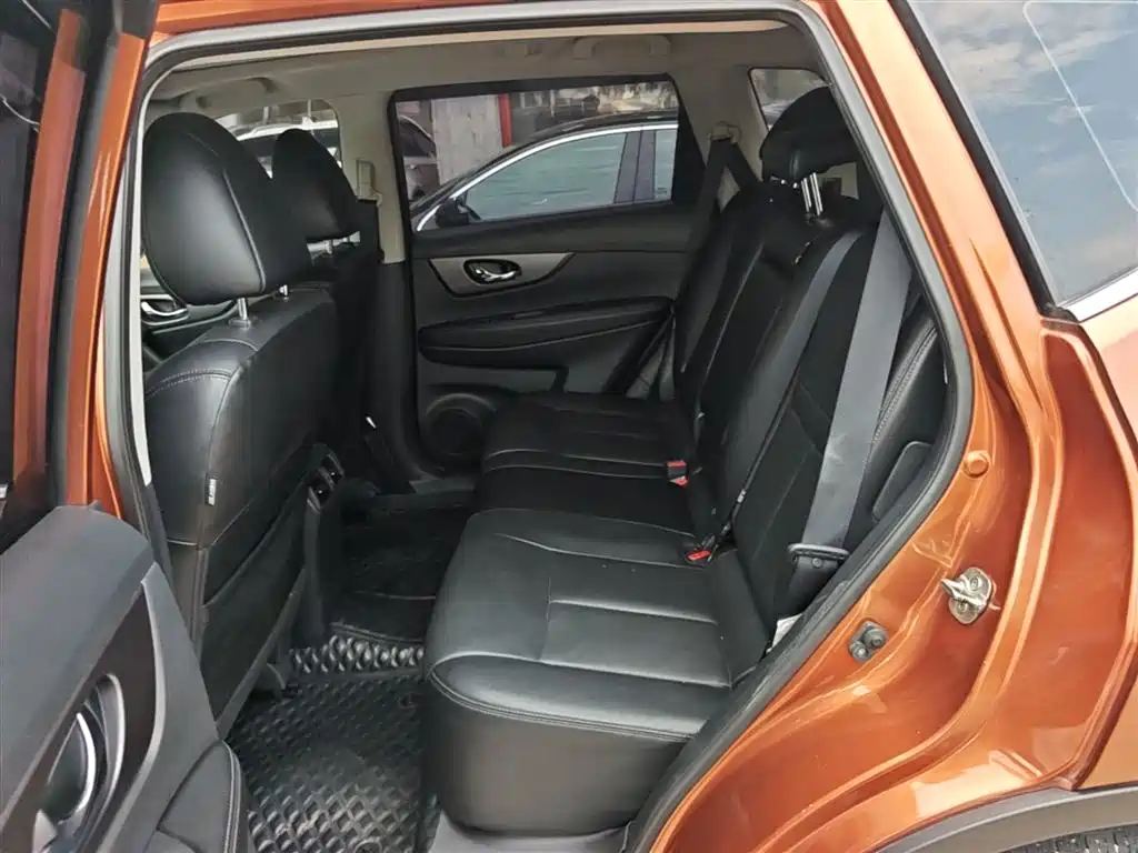 Nissan X-Trail 2017 — фото 17