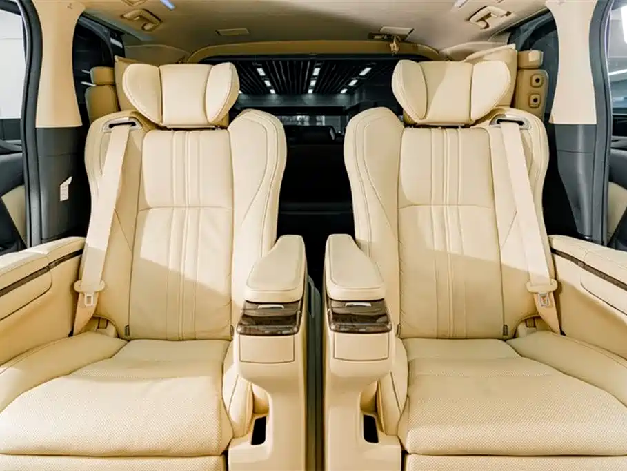 Toyota Vellfire 2019 — фото 26