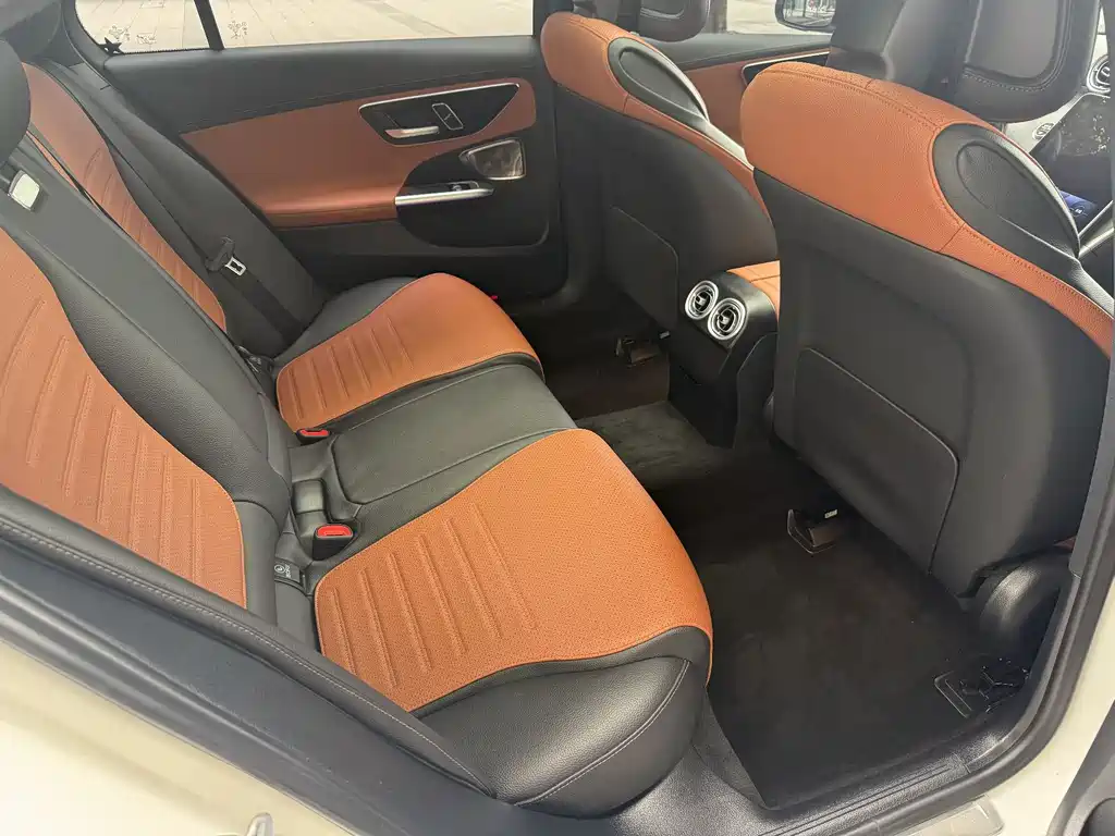 Mercedes-Benz C-Class 2022 — фото 24