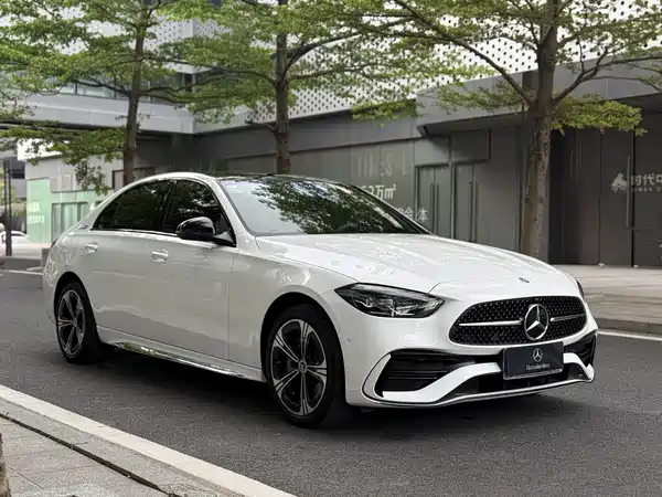 Mercedes-Benz C-Class 2022