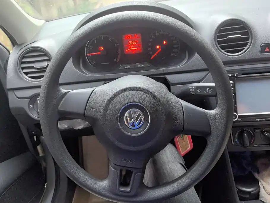 Volkswagen Jetta 2015 — фото 15