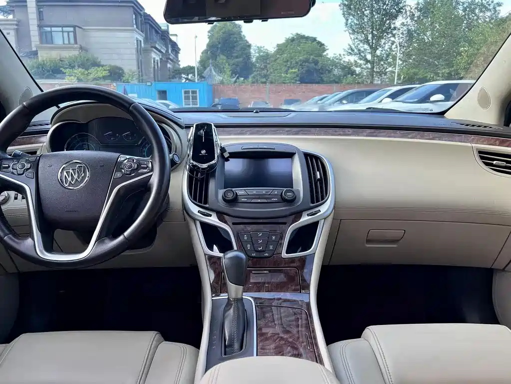 Buick LaCrosse 2014 — фото 11