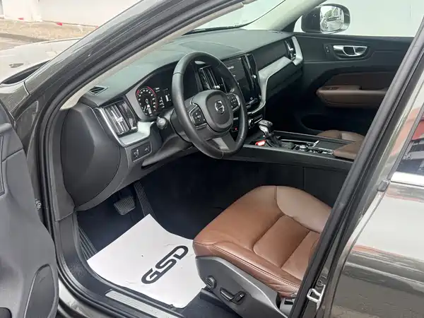 Volvo XC60 2019