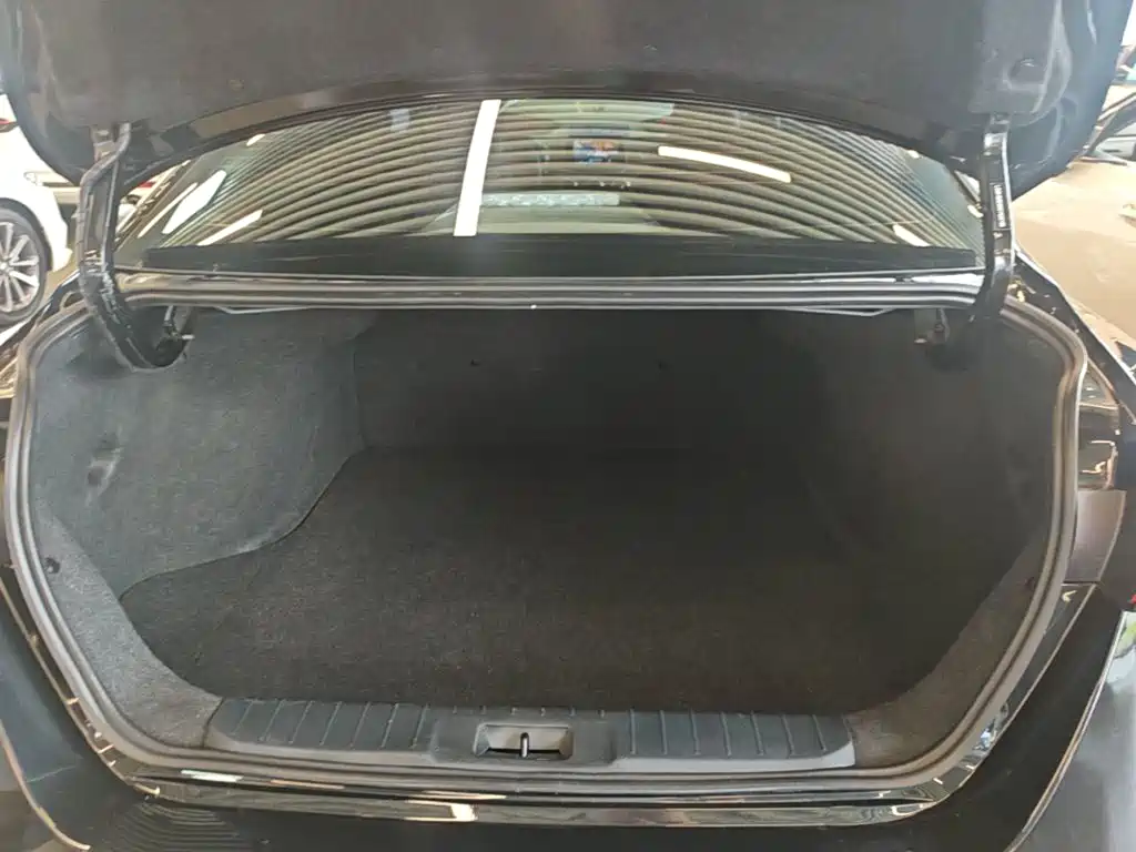 Nissan Sylphy 2025 — фото 19