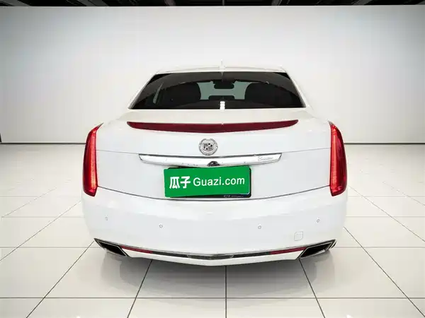 Cadillac XTS 2014