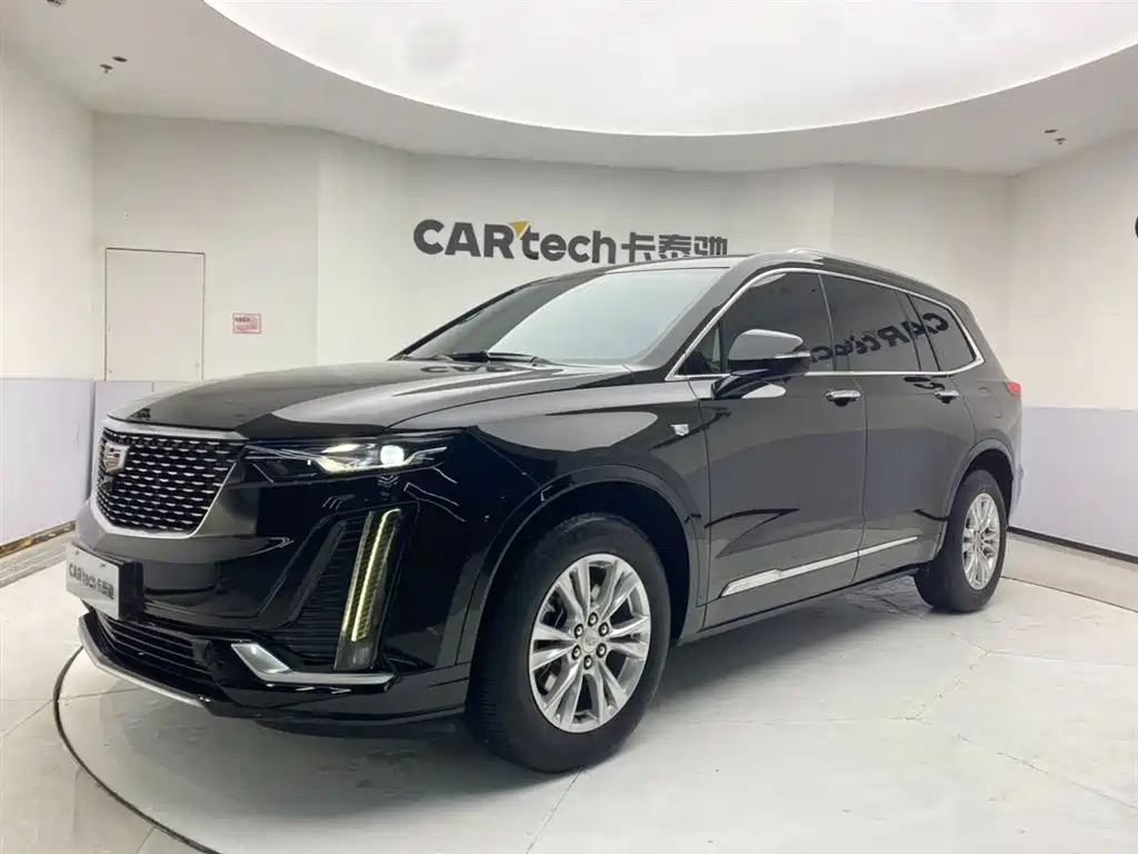 Cadillac XT6 2021 — фото 2