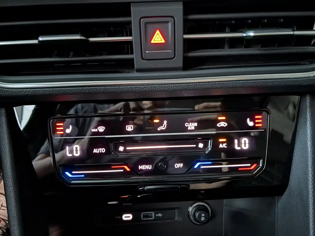 Volkswagen Tiguan L 2023 — фото 21