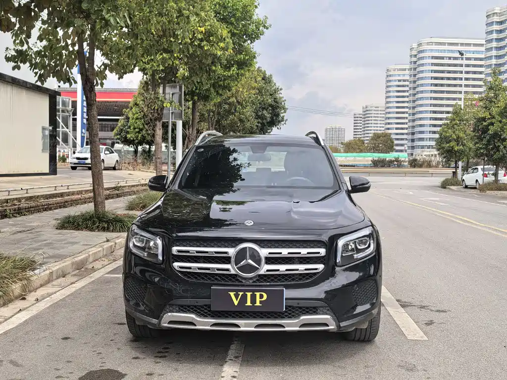Mercedes-Benz GLB 2023 — фото 3