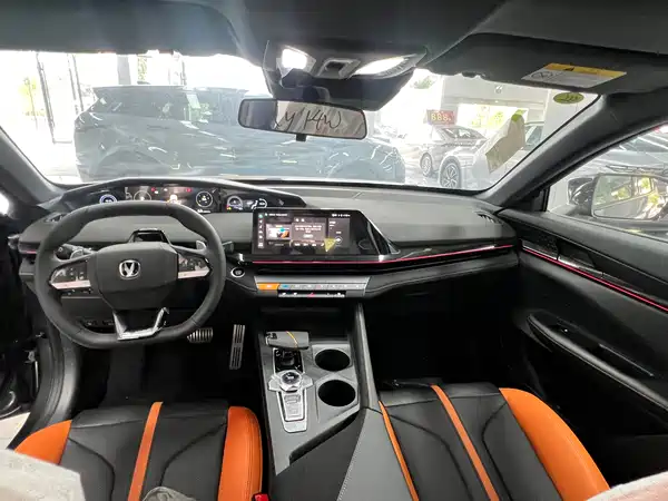 Changan UNI-V 2024