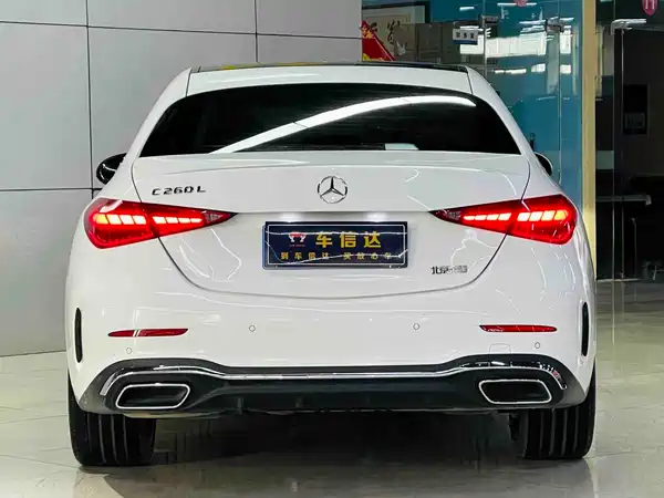 Mercedes-Benz C-Class 2024
