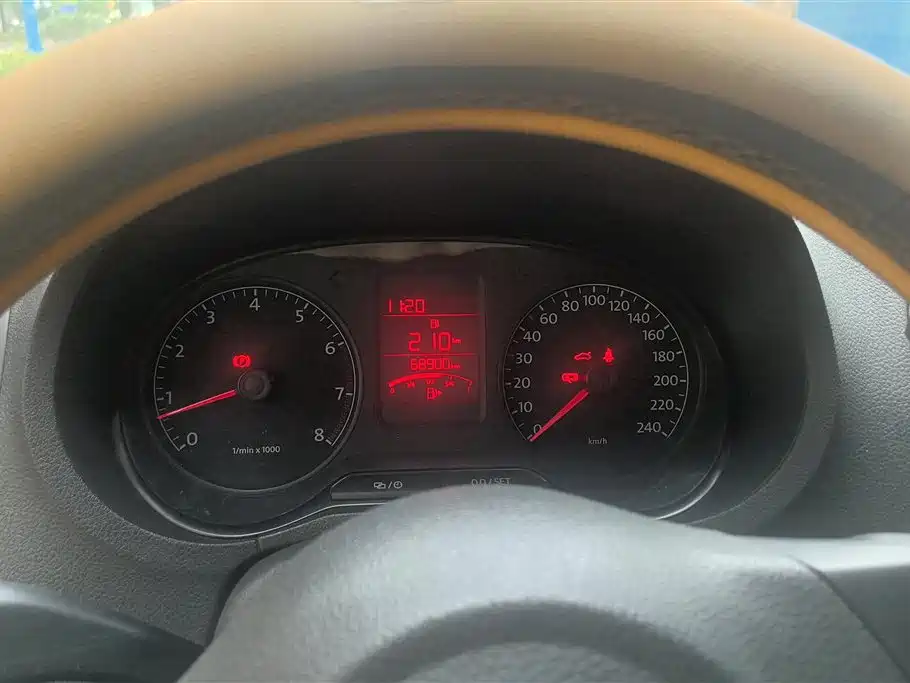 Volkswagen Polo 2013 — фото 14