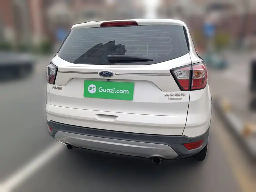 Ford Kuga 2017 — фото 4