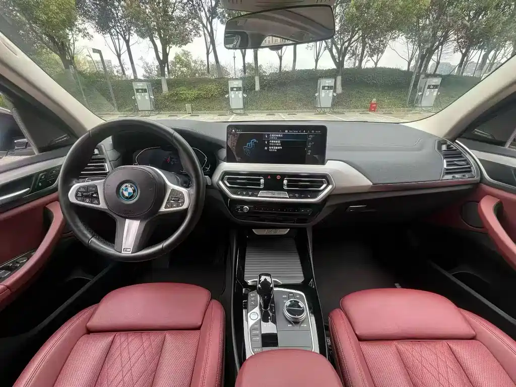 BMW iX3 2022 — фото 13