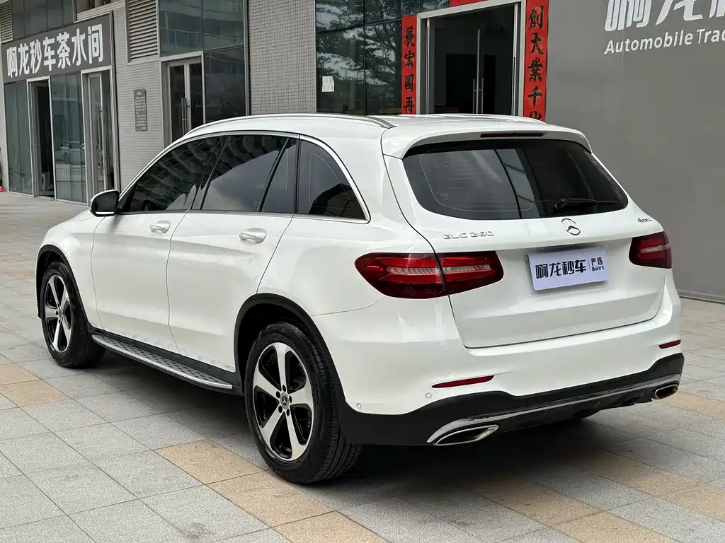 Mercedes-Benz GLC 2018 — фото 8