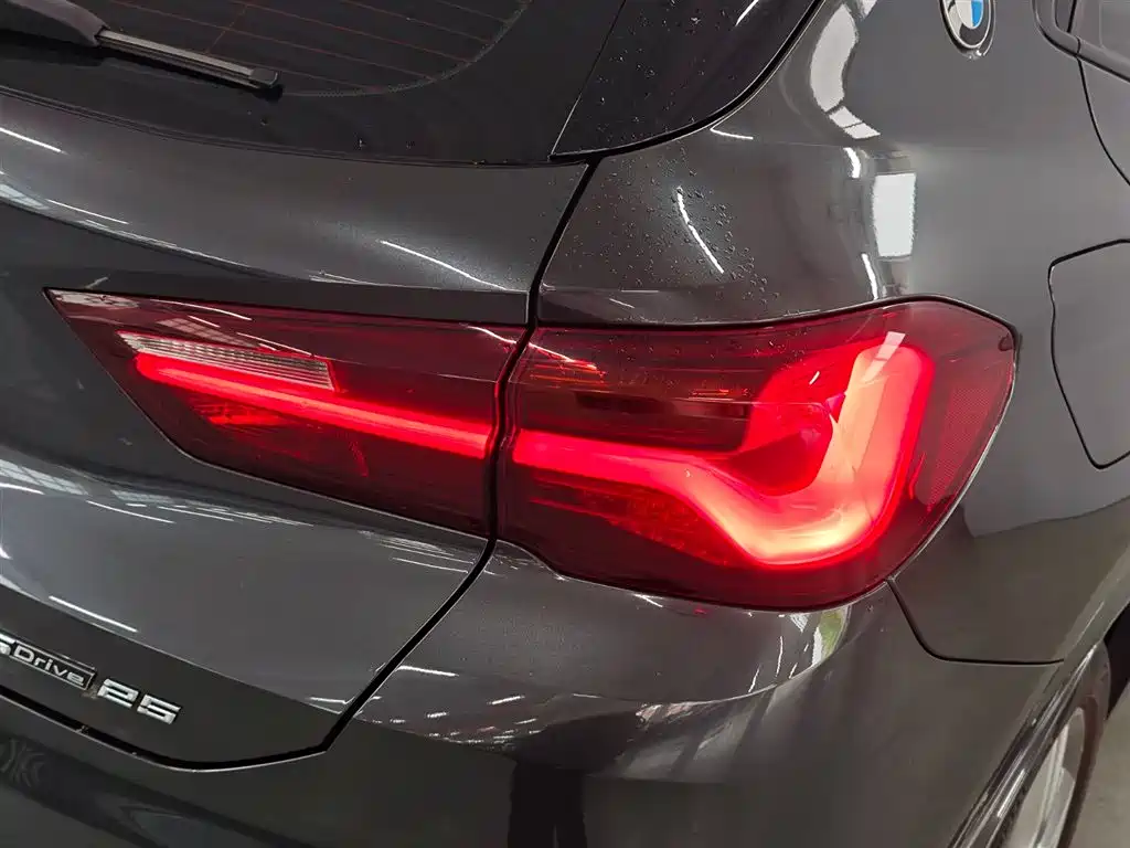 BMW X2 2021 — фото 9