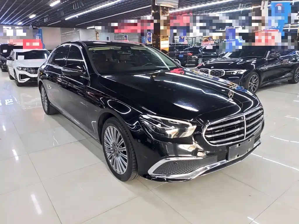 Mercedes-Benz E-Class 2023