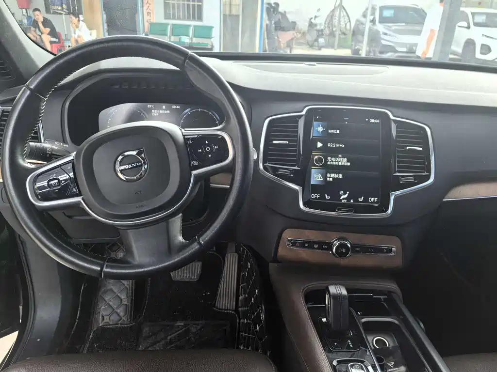 Volvo XC90 2021