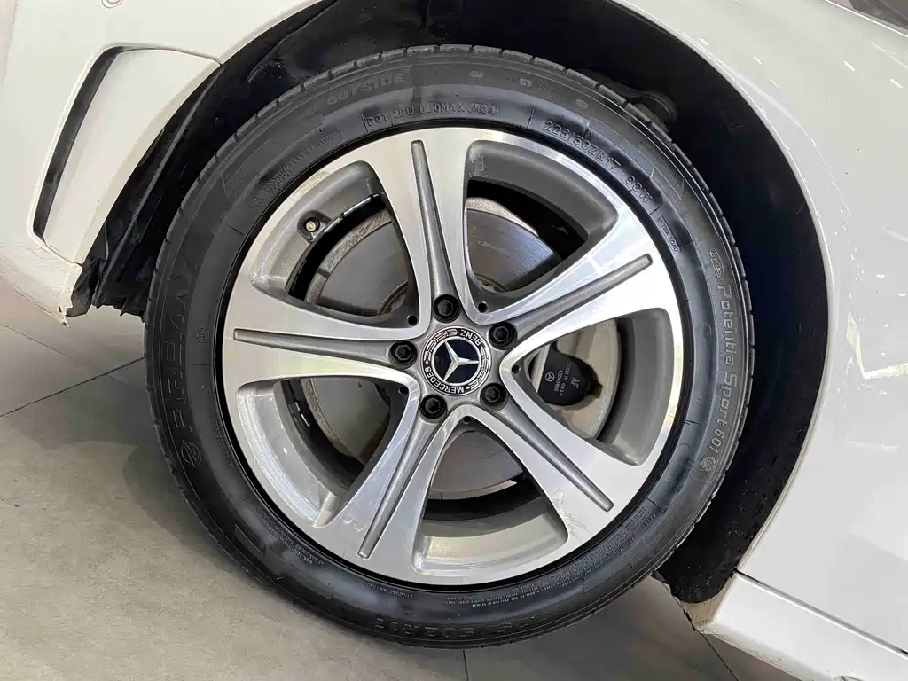 Mercedes-Benz C-Class 2019 — фото 26
